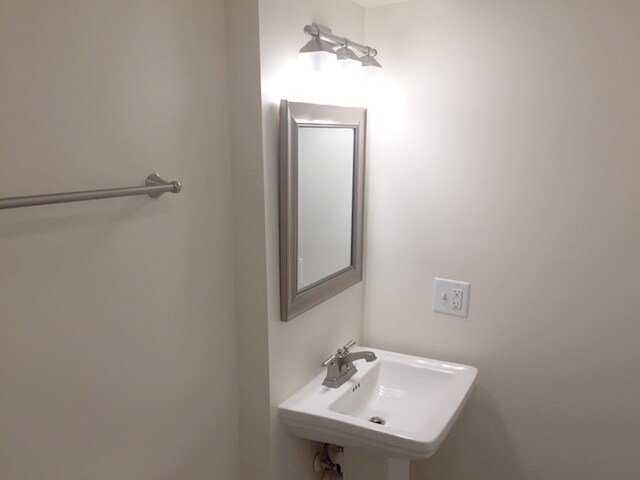 More Photos Of 139-141 S Loudoun St, Winchester Apartments For Sale