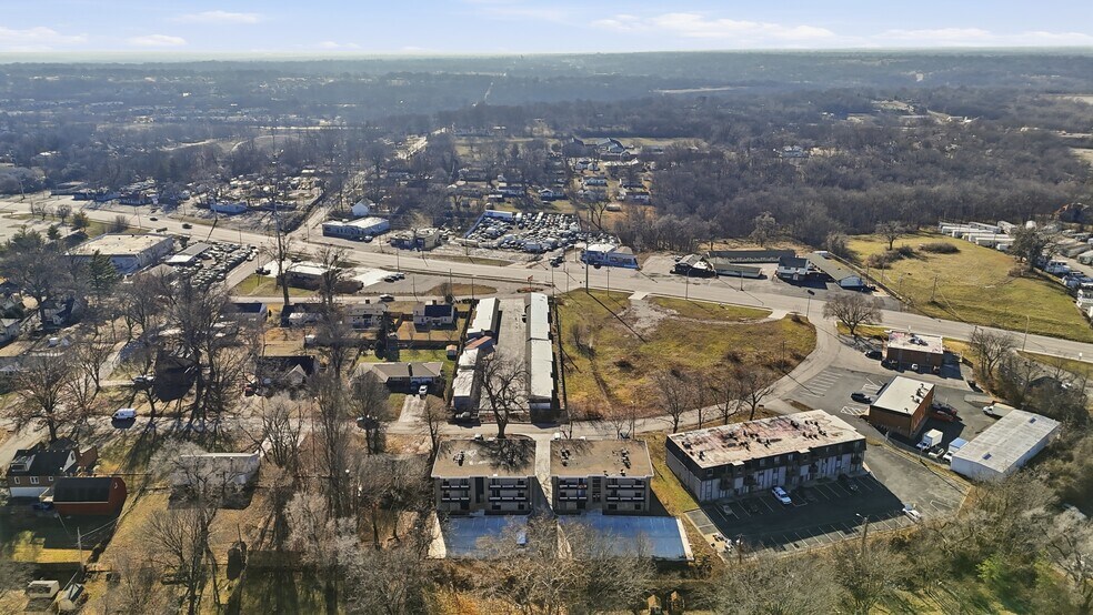 More Photos Of 9930 E 36th St S, Independence Apartments For Sale