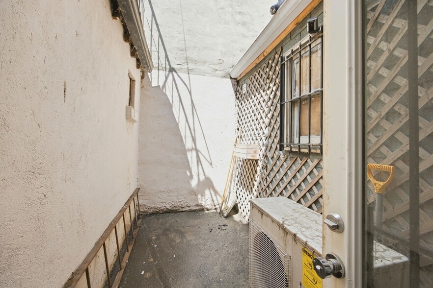 More Photos Of 251 Graham Ave, Brooklyn Storefront Retail Residential For Sale