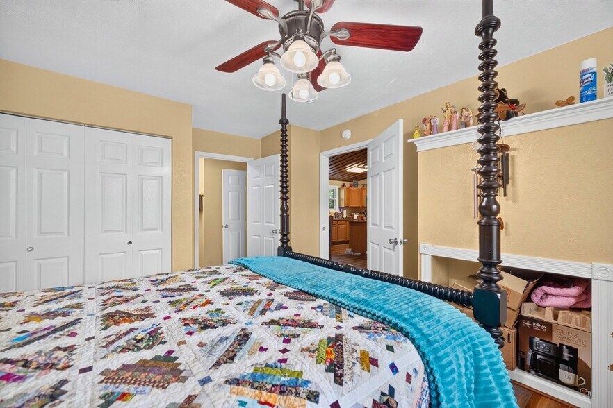More Photos Of 4925 Hooper Hwy, Cosby Flex For Sale