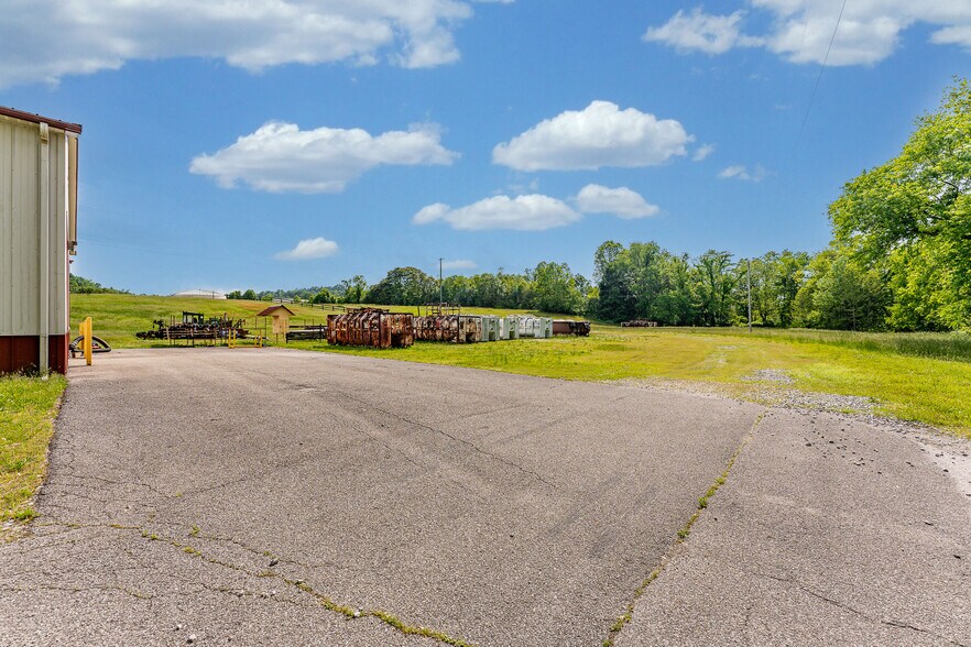 More Photos Of 55 Pleasants Industrial Park, Waverly Warehouse For Sale