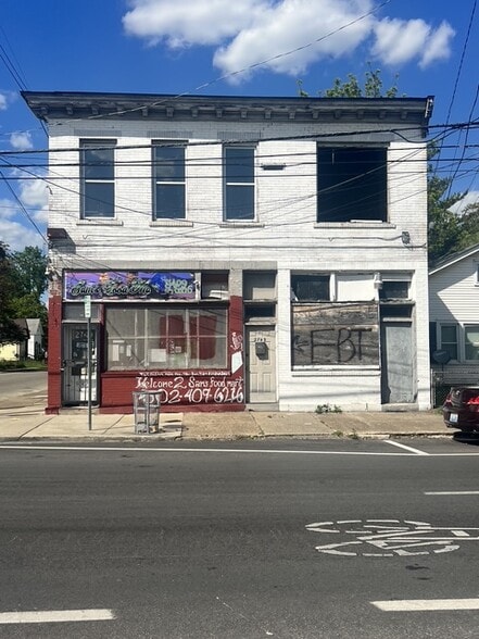 Primary Photo Of 2747 Bank St, Louisville Flex For Sale