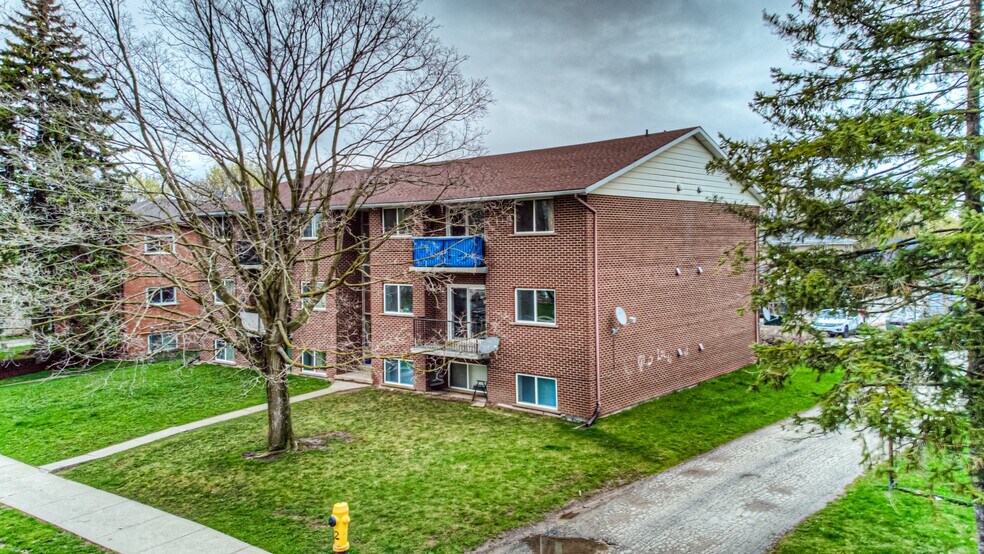More Photos Of 15 Killdeer Rd, Elmira Apartments For Sale
