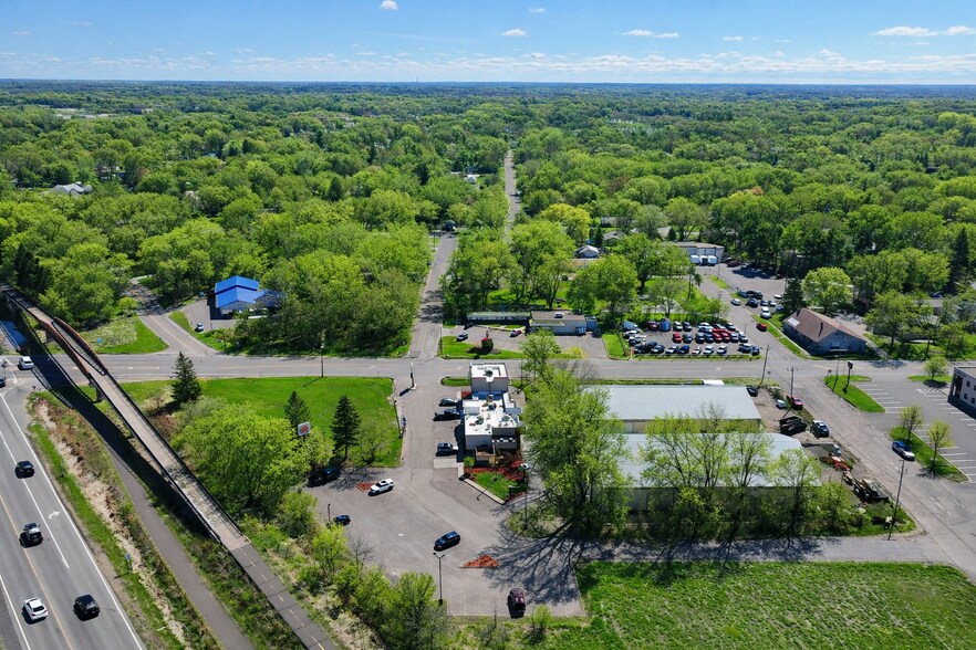 More Photos Of 2535 Division St N, North Saint Paul Fast Food For Sale