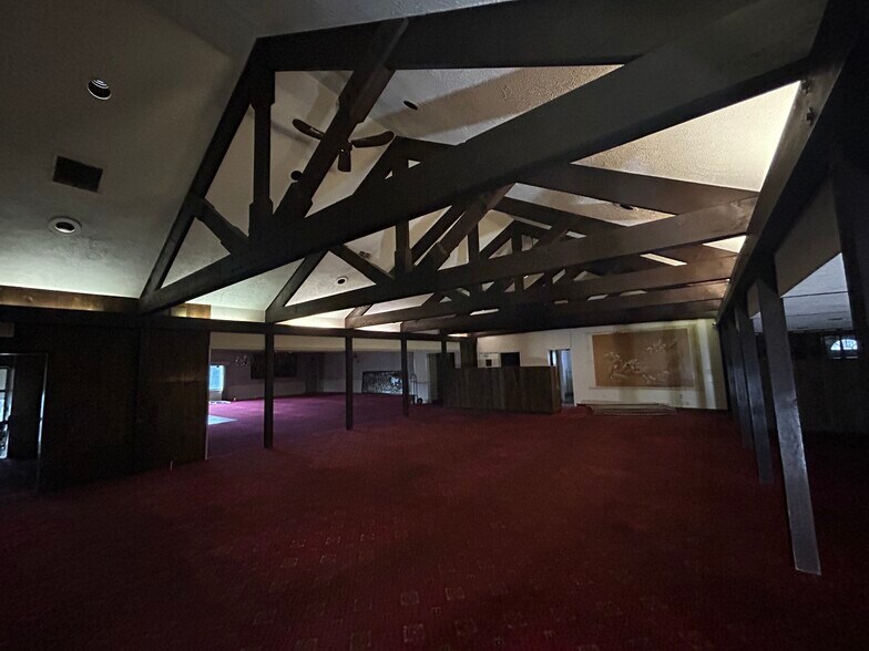 More Photos Of 602 Ridge Rd, Webster Restaurant For Sale