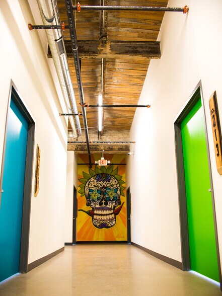 More Photos Of 701 E South St, Lansing Distribution For Sale