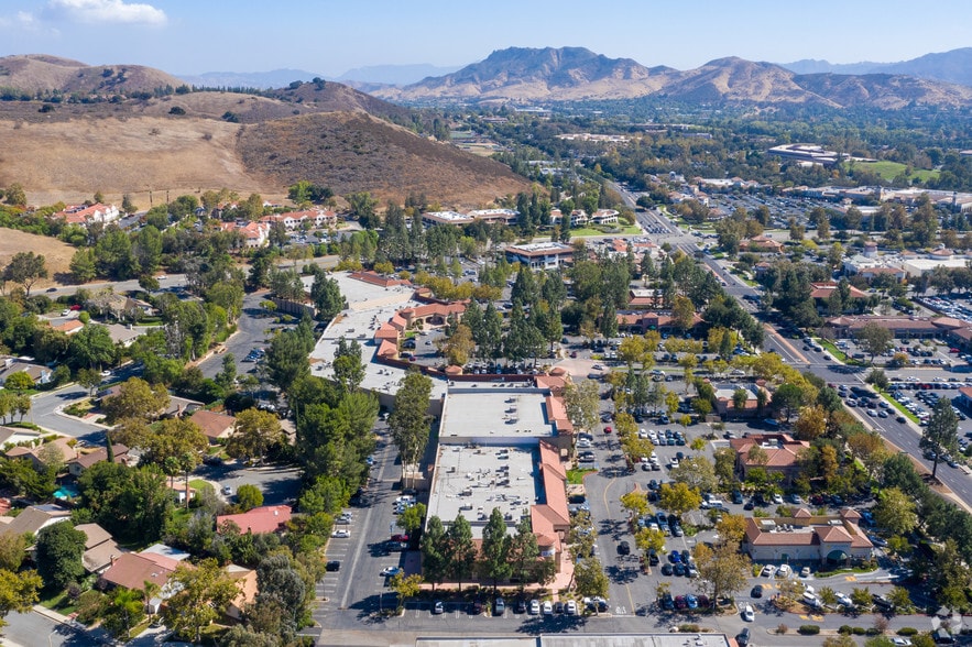 More Photos Of 3815-3963 E Thousand Oaks Blvd, Westlake Village Unknown For Lease