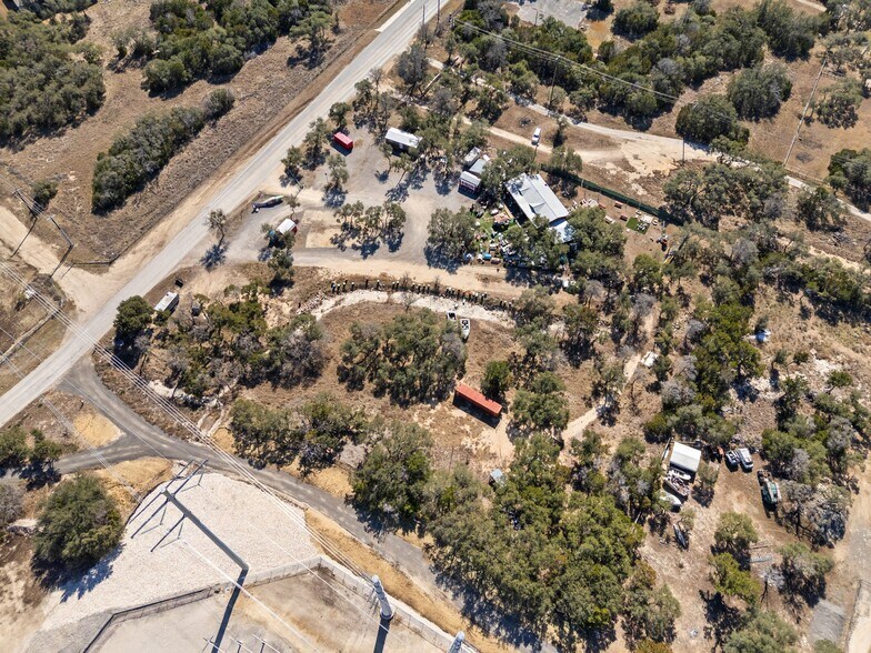 More Photos Of 33855 Blanco Rd, Bulverde Bar For Sale