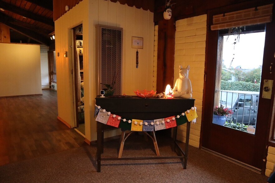 More Photos Of 980-996 Linda Mar Blvd, Pacifica Storefront For Lease