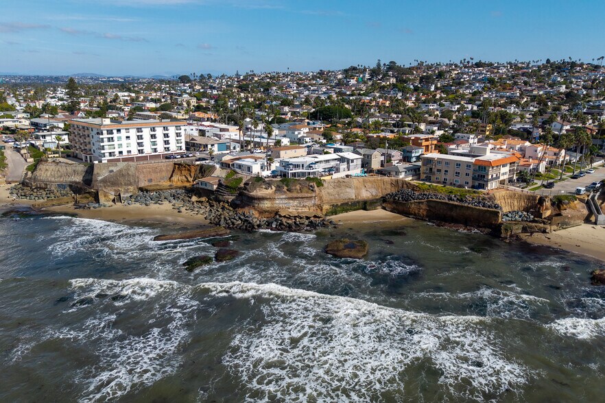 More Photos Of 1476-80 Pescadero Dr, San Diego Apartments For Sale