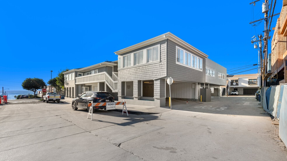 More Photos Of 1100 Highland Ave, Manhattan Beach Office For Sale