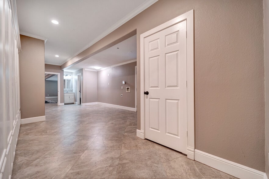 More Photos Of 5607 Sapp Rd, Conroe Lodge Meeting Hall For Sale