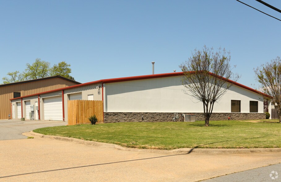 More Photos Of 6 Seven Acres Dr, Little Rock Office For Lease