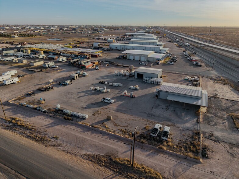 More Photos Of 8316 W I-20, Midland Warehouse For Lease