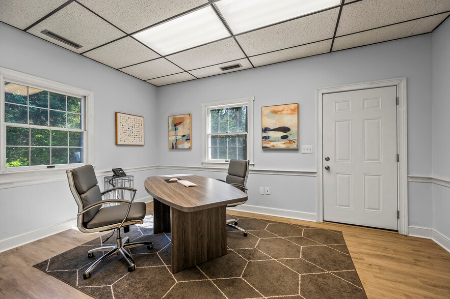 More Photos Of 4375 Silas Creek Pky, Winston-Salem Medical For Sale