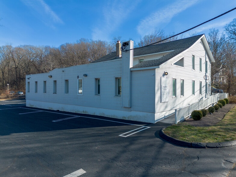 More Photos Of 657 Orange Center Rd, Orange Office For Sale