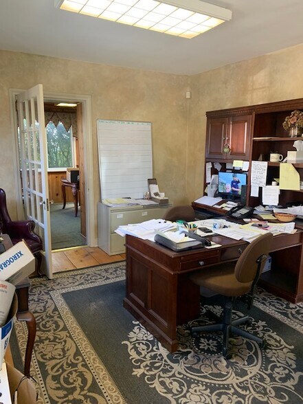 More Photos Of 129 Main, Coopersburg Office Residential For Sale