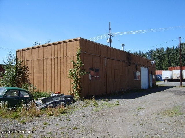 More Photos Of 2014 N Post Rd, Anchorage Warehouse For Sale