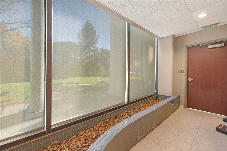 More Photos Of 1501 S Polk St, Amarillo Medical For Sale