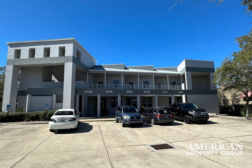More Photos Of 8482-8490 S Tamiami Trl, Sarasota Office For Lease