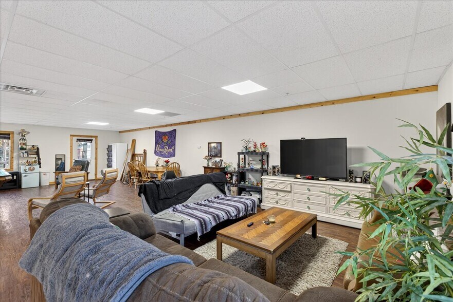 More Photos Of 7897 W Main St, Rathdrum Storefront Retail Residential For Sale