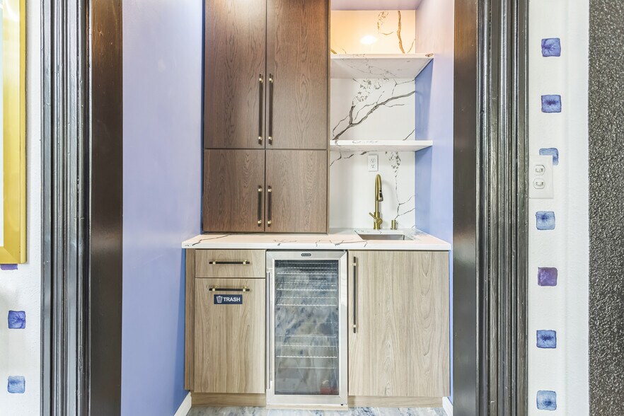 More Photos Of 100 W Main St, Boise Office Residential For Lease