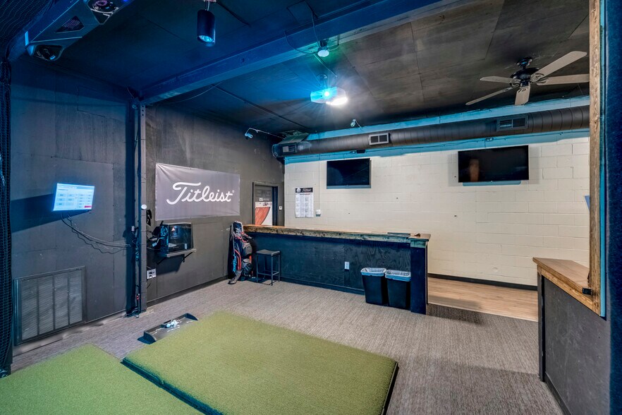 More Photos Of 422 Fryes Ln, Danville Sports And Entertainment For Sale