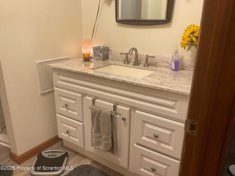 More Photos Of 28 Southside Ln, Scott Township Specialty For Sale