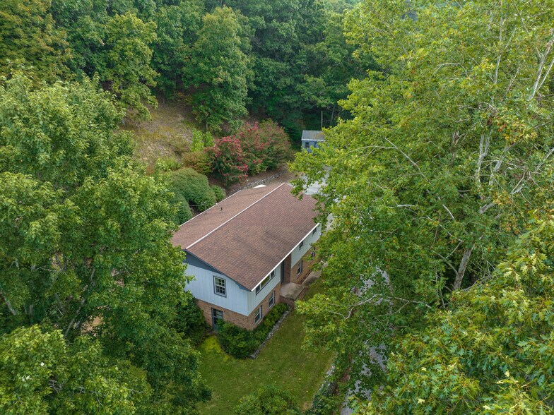 More Photos Of 371 Riverview Dr, Waynesville Manufactured Housing Mobile Home Park For Sale