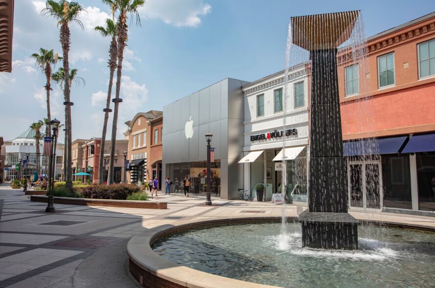 More Photos Of 6401 Bluebonnet Blvd, Baton Rouge General Retail For Lease