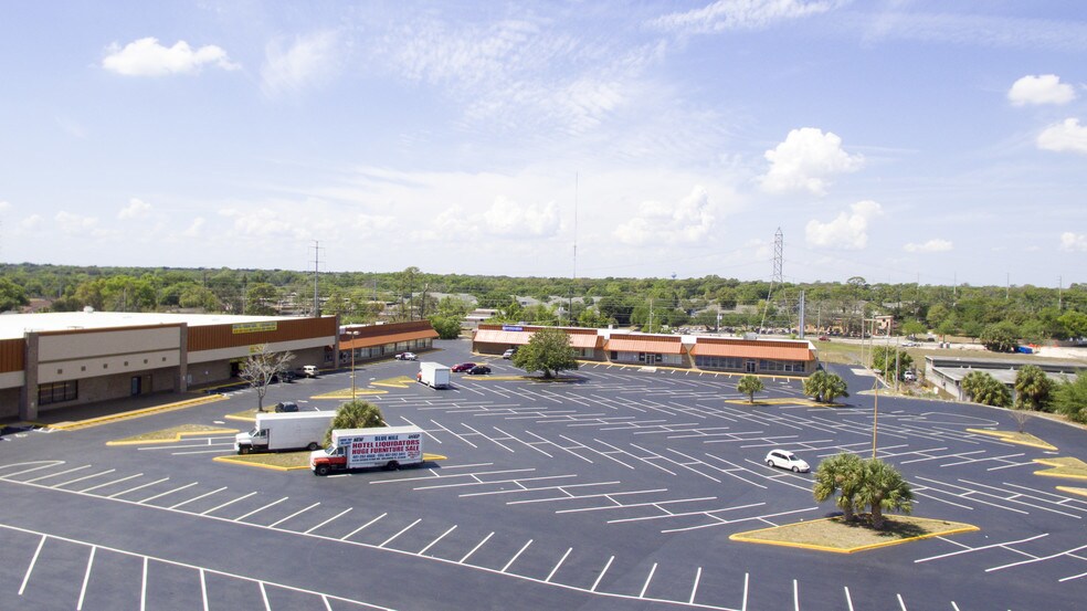 More Photos Of 5300 Silver Star Rd, Orlando Freestanding For Lease