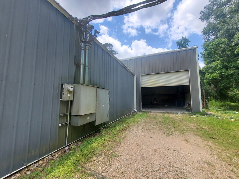More Photos Of 1544 Jefferson Chemical Rd, Conroe Warehouse For Sale
