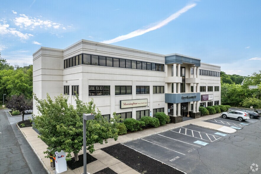 More Photos Of 54 Old Highway 22, Clinton Township Office For Lease