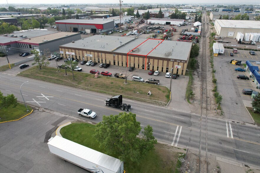 More Photos Of 3815 61 Av SE, Calgary Industrial For Lease