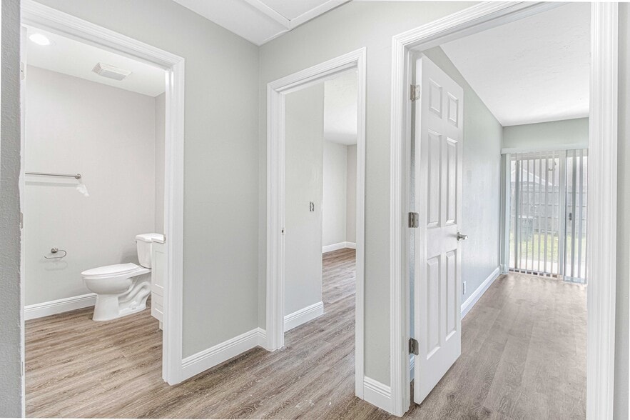 More Photos Of 4151 SE 22nd Ave, Ocala Apartments For Sale