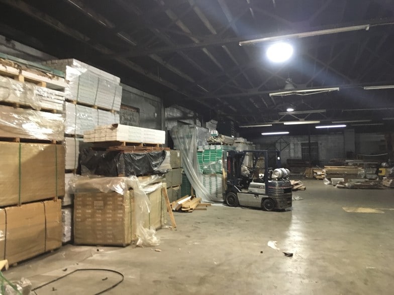 More Photos Of 805 N Loudoun St, Winchester Unknown For Lease