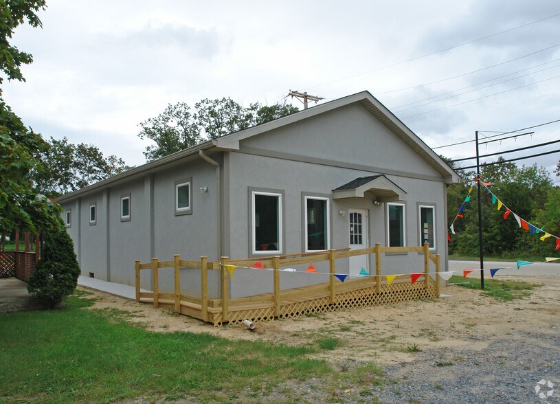 More Photos Of 58 White Horse Pike, Waterford Works Office For Sale