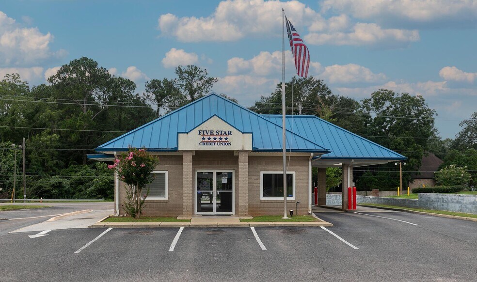 Primary Photo Of 3331 W Main St, Dothan Freestanding For Sale