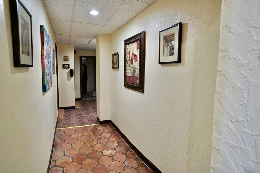 More Photos Of 206 NW 4th St, Big Spring Restaurant For Sale