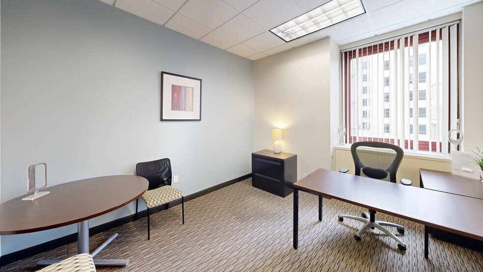 Photo of 7th Floor Ste Office for 2