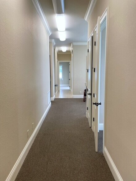 More Photos Of 1820 E Edgewood Dr, Lakeland Medical For Lease