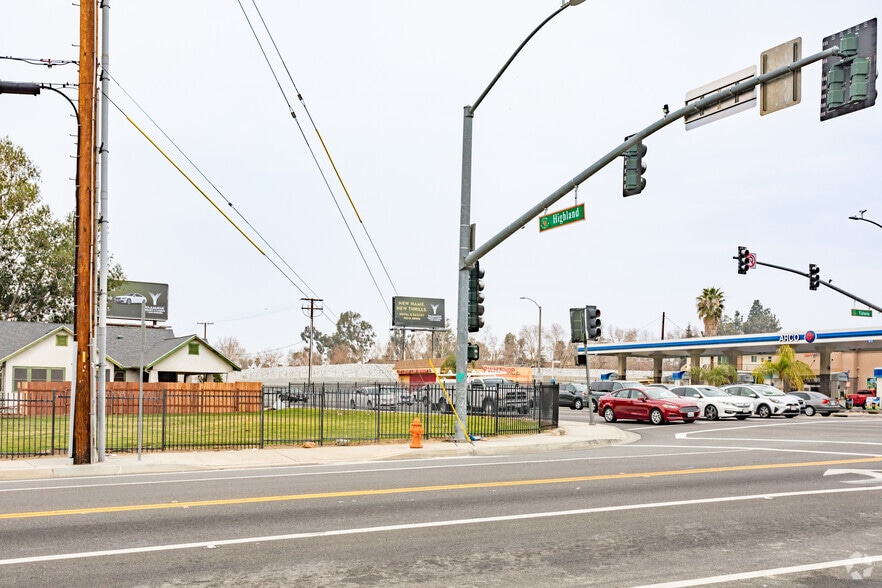 More Photos Of 2659 East Highland Avenue, Highland Hotel For Sale