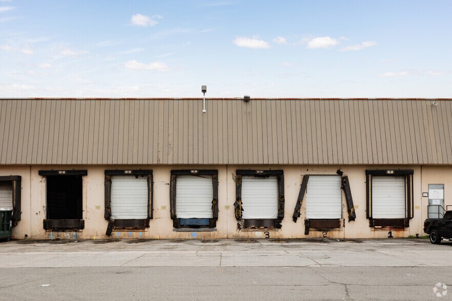 More Photos Of 414-434 Avenue P, Newark Warehouse For Lease