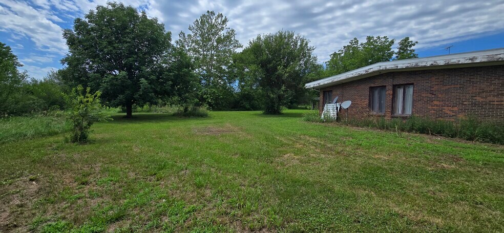 More Photos Of 2876 230th St, Sidney Assisted Living For Sale