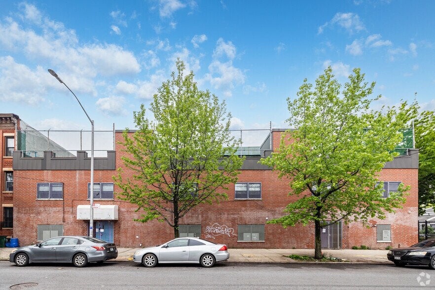 Primary Photo Of 33 Somers St, Brooklyn Office For Lease