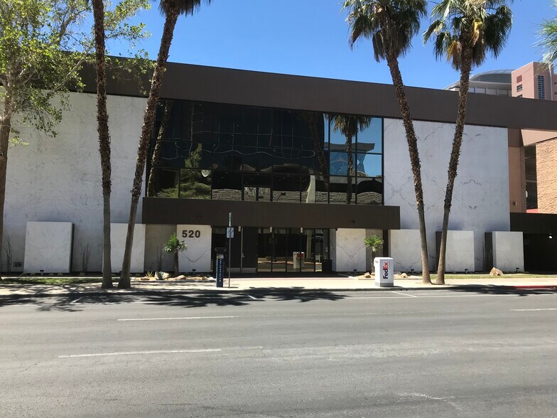 Primary Photo Of 520 S 4th St, Las Vegas Medical For Lease