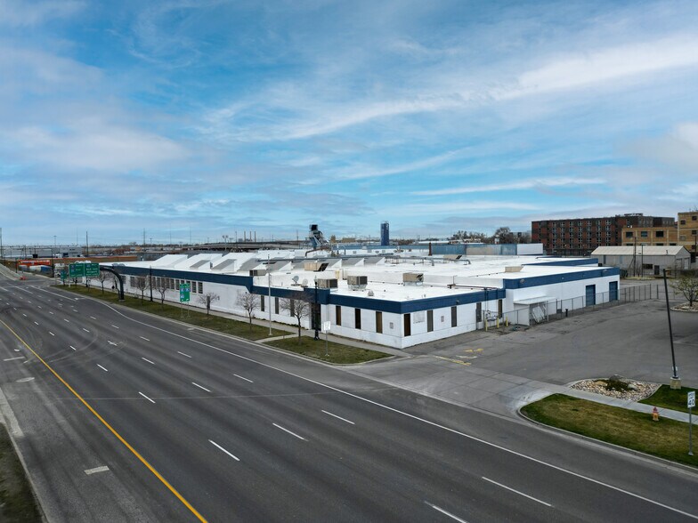 More Photos Of 460 W 500 S, Salt Lake City Manufacturing For Lease