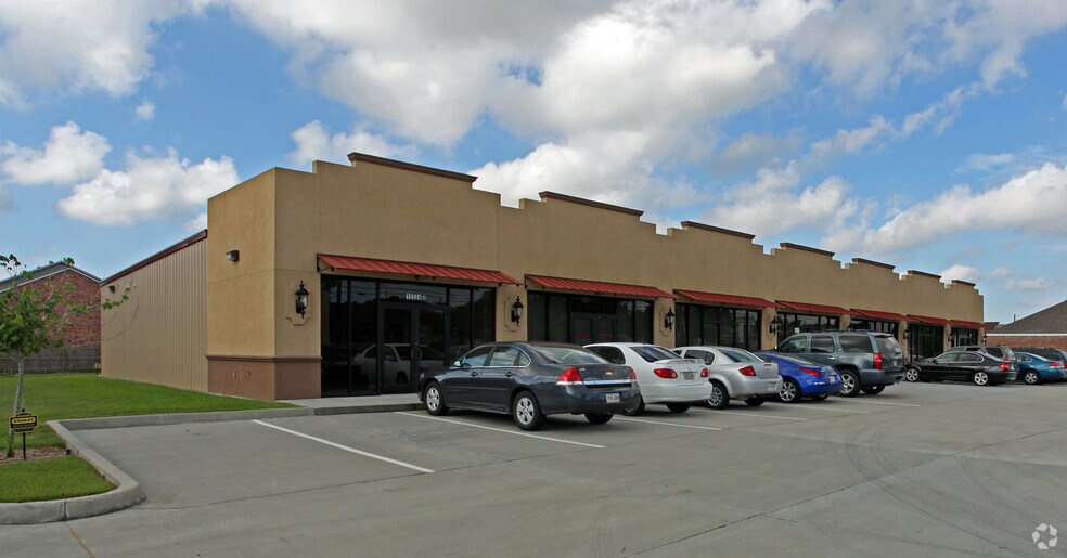 Primary Photo Of 12524 Jefferson Hwy, Baton Rouge General Retail For Lease