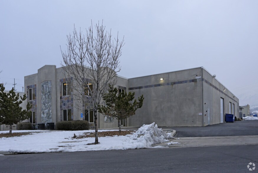 More Photos Of 14641 S 800 W, Bluffdale Manufacturing For Lease