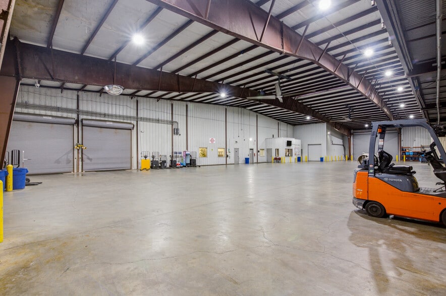 More Photos Of 8316 Lone Tree Rd, Victoria Industrial For Sale